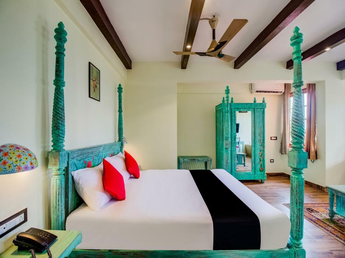 La Papa Resort Morjim Extérieur photo