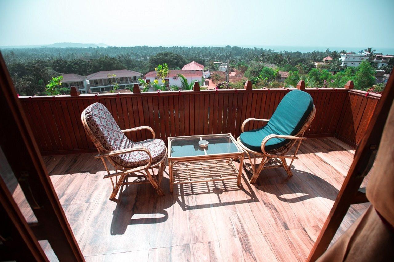 La Papa Resort Morjim Extérieur photo